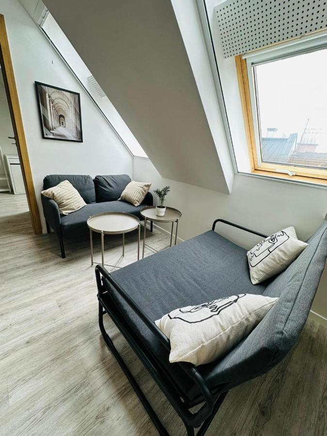Palace Quarter 1 Peaceful Modern Central Top Floor Apartment Budapešť Exteriér fotografie